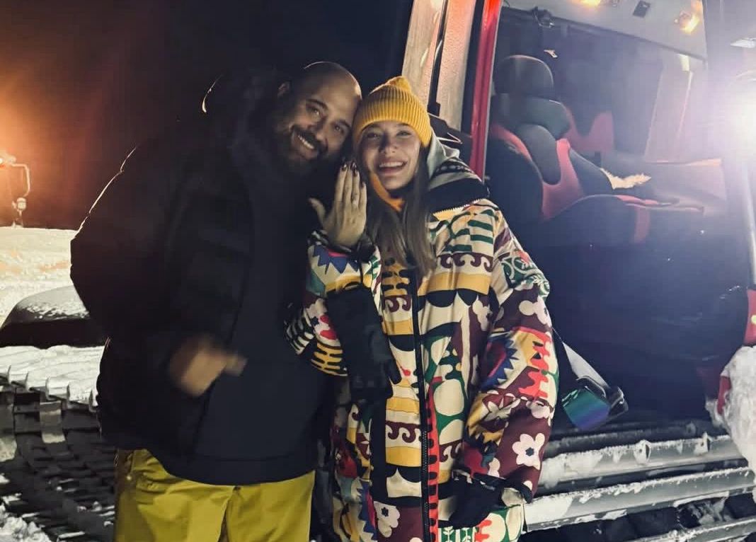 Somer Sivrioğlu, 21 yaş küçük sevgilisine evlenme teklifi etti! ‘Yuva Yıkanın yuvası olmaz’ yorumuna dayanamadı